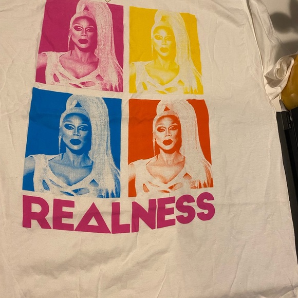 Colorful Graphic T-Shirt with Realness Print - Picture 2 of 7